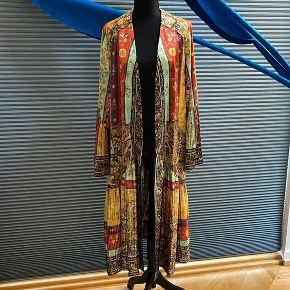 Satin Silk Komono - Picture 1 of 5